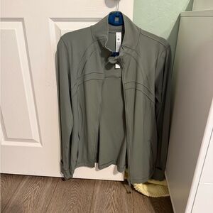 Lululemon define Women's Olive Jacket